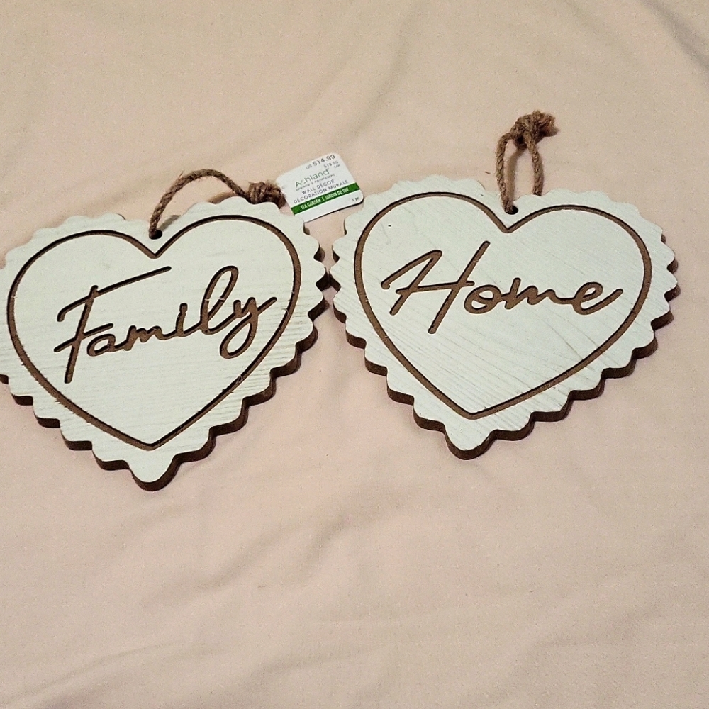 'Family'/'Home' Hanging Wood Hearts